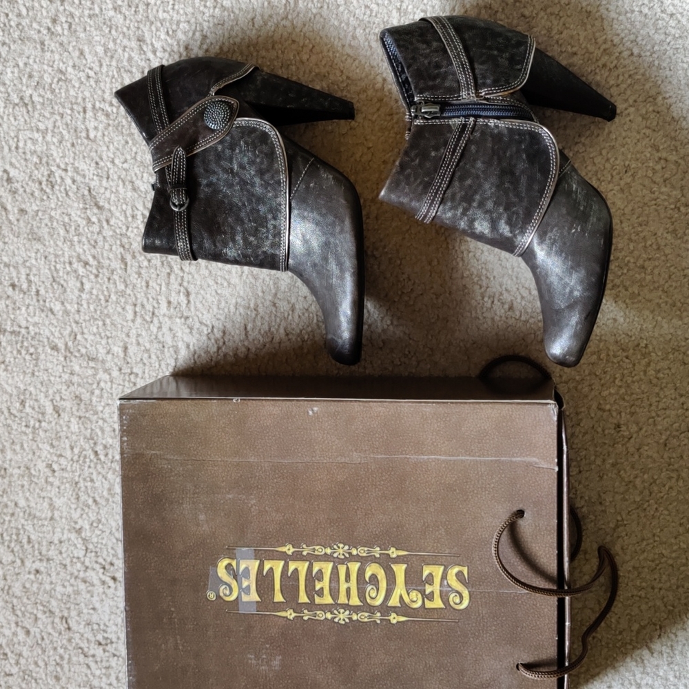 Seychelles One Night Only Ankle Boots